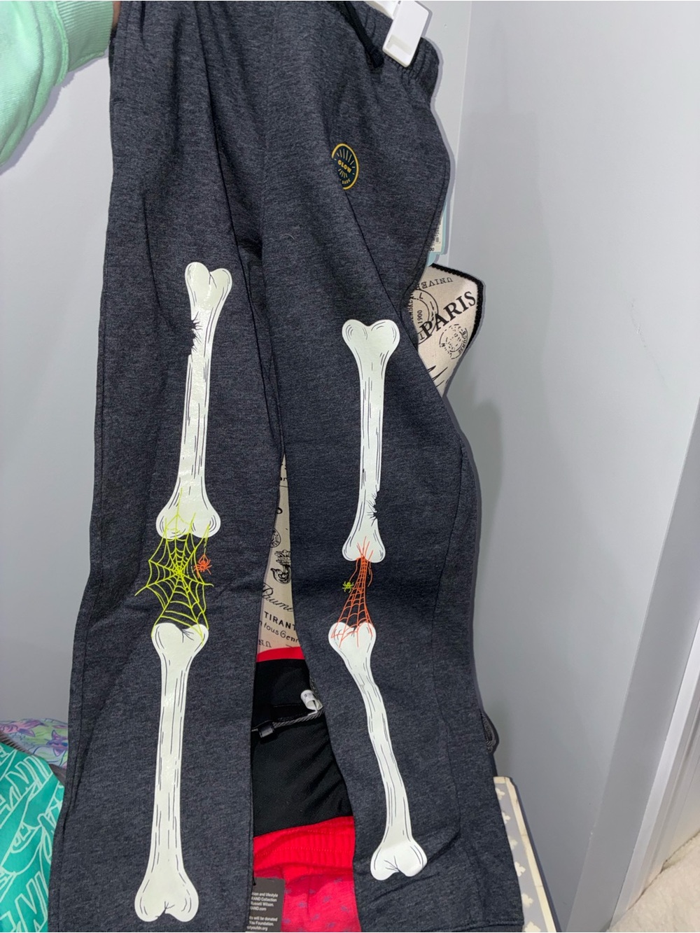 NWT Kids XL Black Skeleton Graphic Jogger Pants